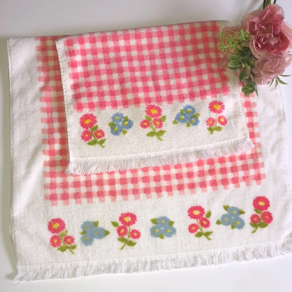 Springmaid Vintage Guest Towel Set Pink Gingham and flowers terrycloth 60s